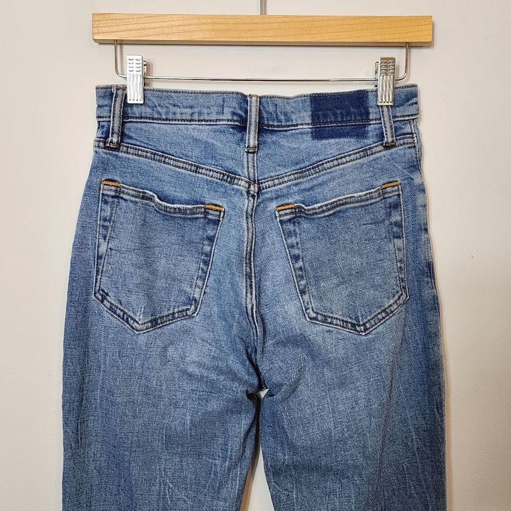 Abercrombie & Fitch Ultra High Rise Ankle Straight Jeans Distressed SZ 27 Short - Picture 10 of 11